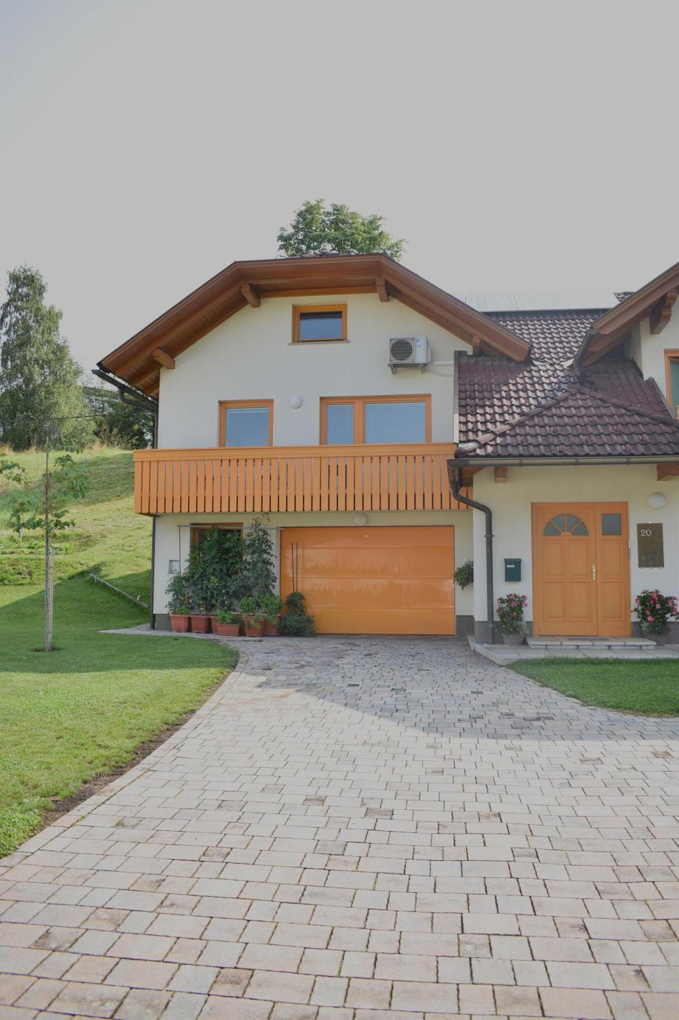 Apartment Velis *