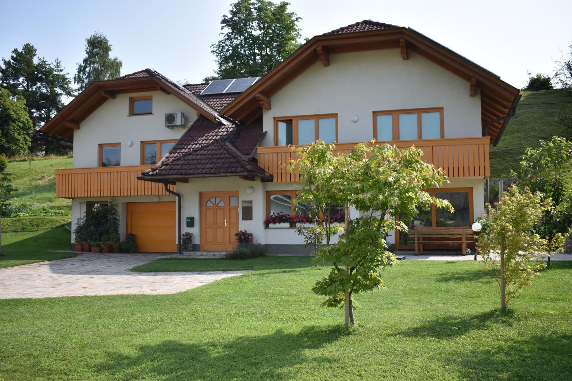 Velis Apartment *